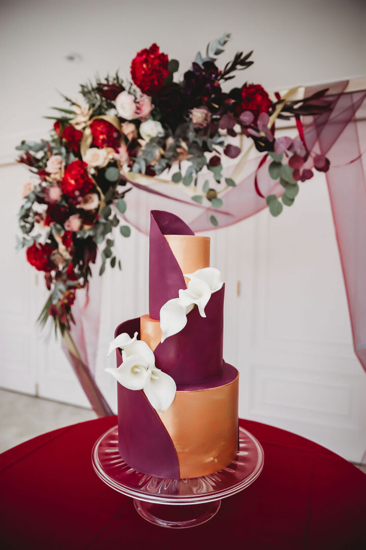 Autumn Wedding Cakes Ideas Burgundy Gold Victoria Crocker Photography