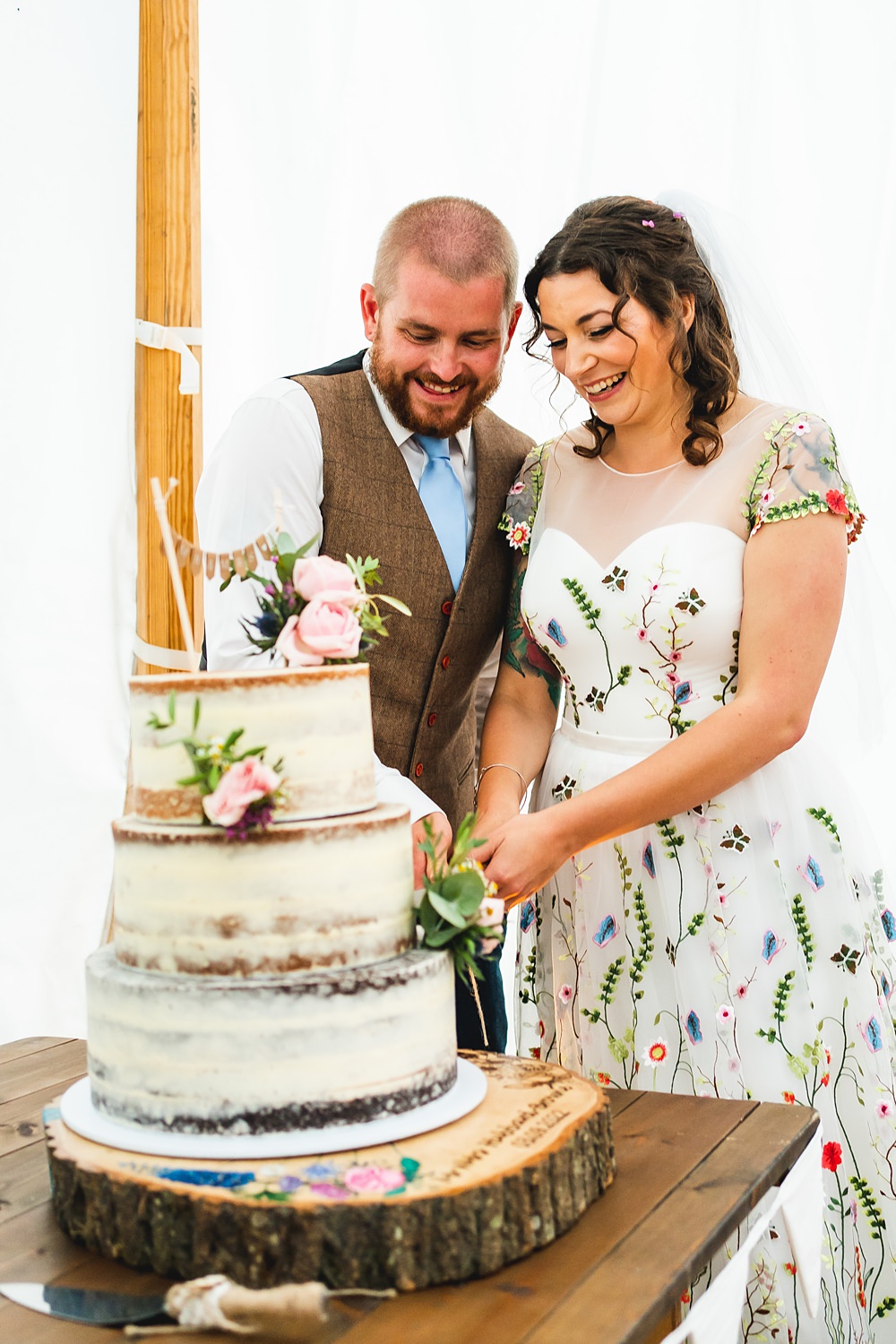 Farmyard Wedding Daniel Lightening Photography