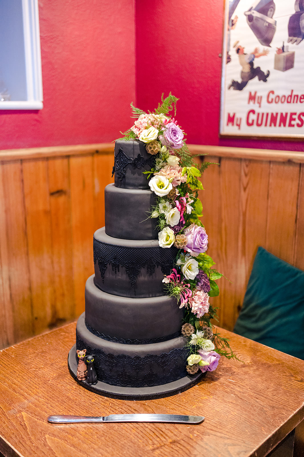 Black Cake Lace Flowers Cats Goth Wedding Anna Pumer Photography