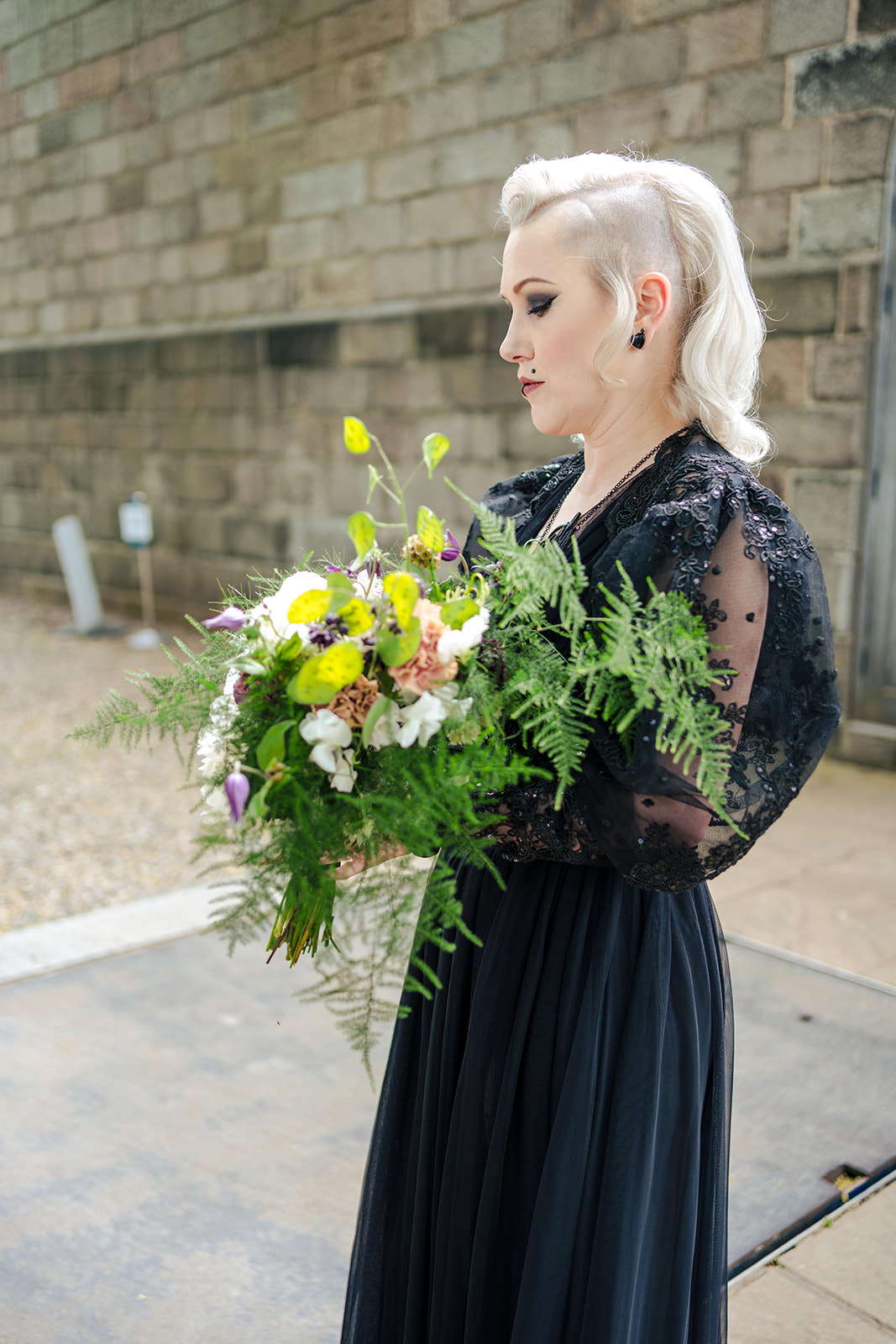 Bouquet Flowers Bride Bridal Greenery Goth Wedding Anna Pumer Photography