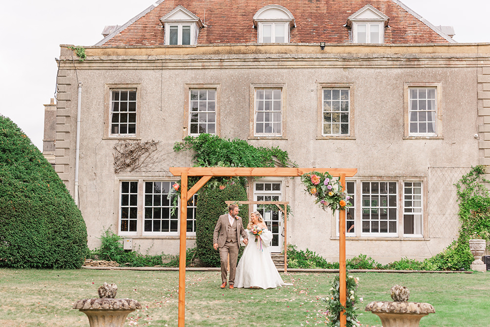 Holbrook Manor Wedding James & Kerrie Photography