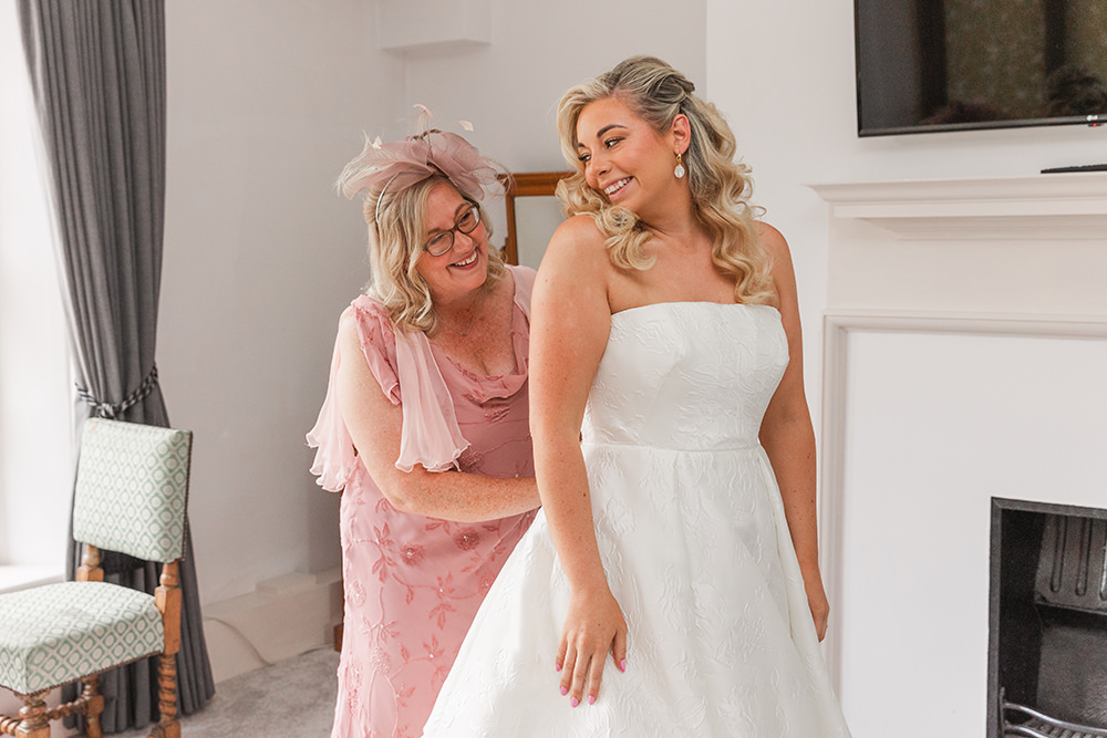 Holbrook Manor Wedding James & Kerrie Photography