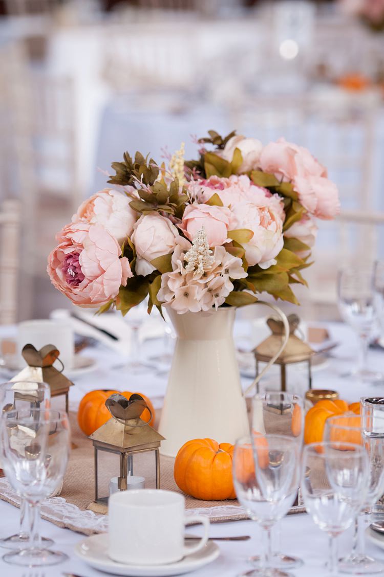 48 Best Pumpkin Wedding Ideas For Perfect Autumn Decor, image size:750x1128