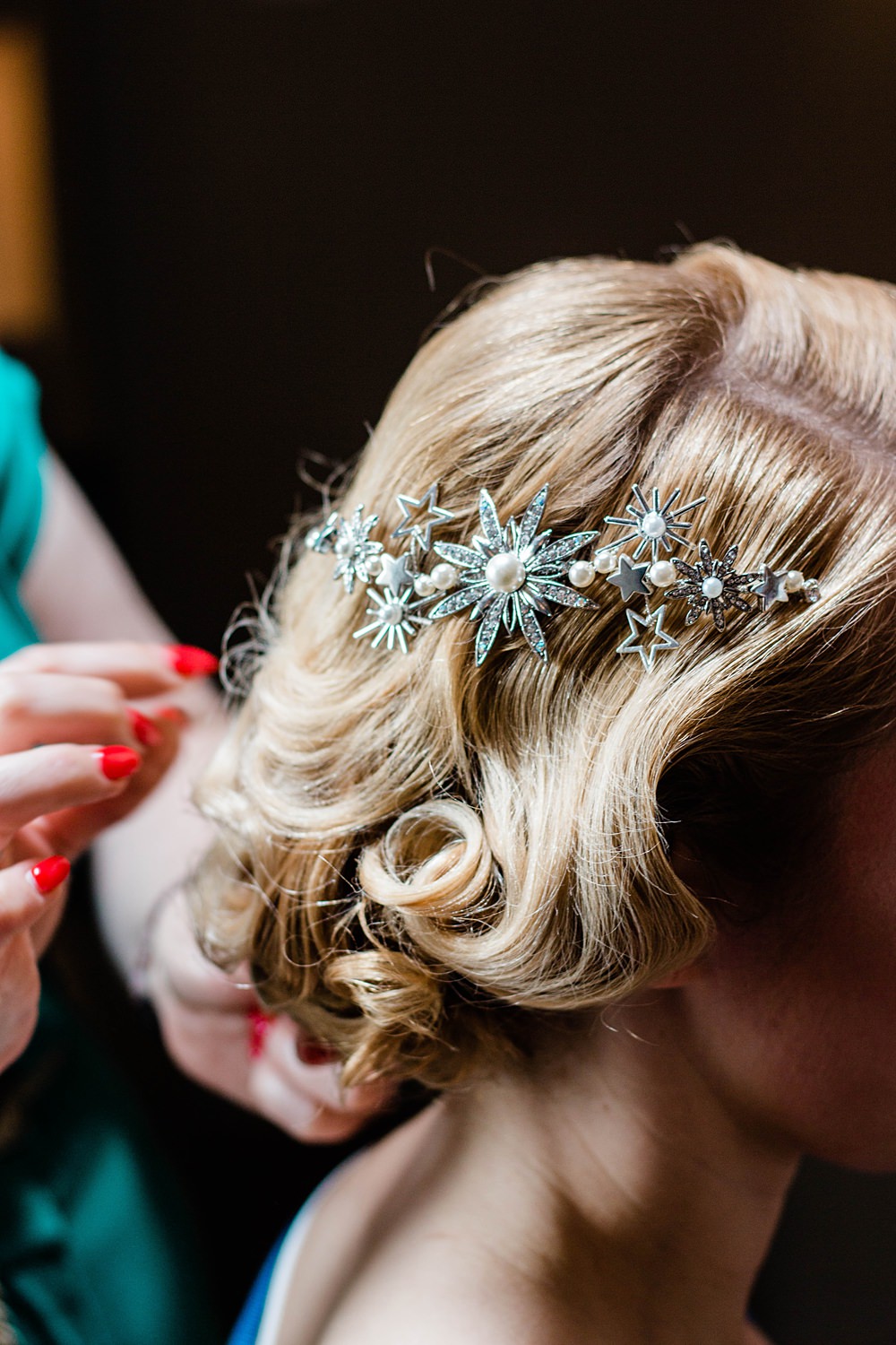 Bride Hairstyle Waves Hair Pins Vintage Glamour Wedding Charly Richards Photography