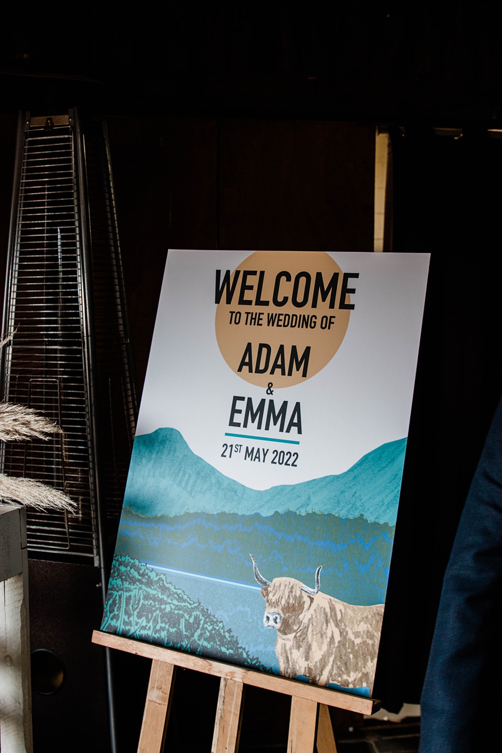Welcome Sign Illustrated Vintage Glamour Wedding Charly Richards Photography
