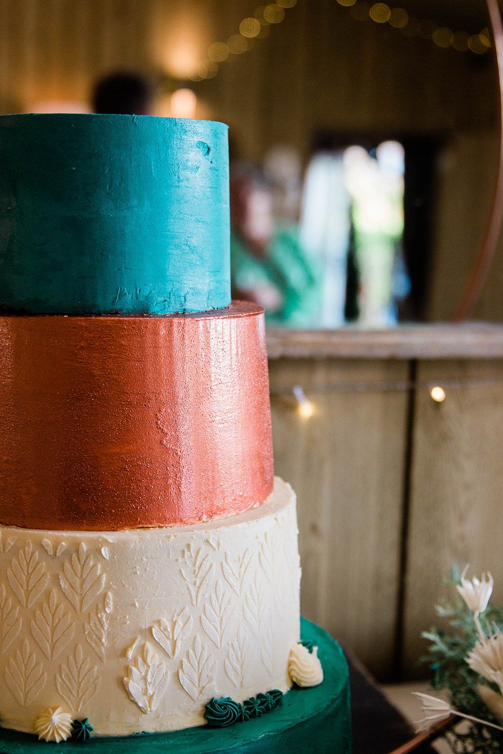 Blue Terracotta Cake Vintage Glamour Wedding Charly Richards Photography