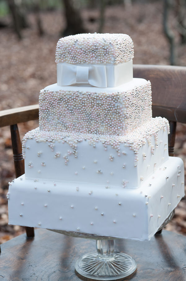 Winter Wedding Cake Ideas Square Ohlalaweddings