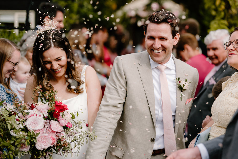 Contemporary Countryside Wedding Steph Kiely Photography Confetti Throw