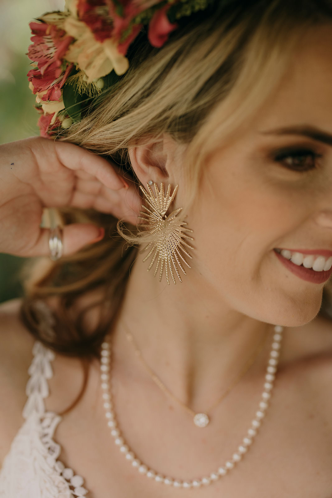 Bride Earrings Espacio Chechen Wedding Pablo Laguia