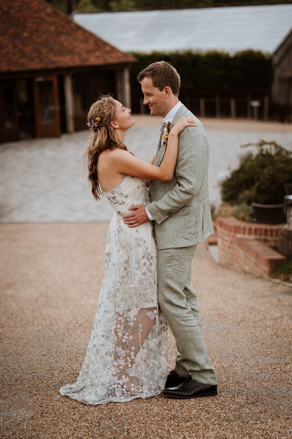 Kent Farm Barn Wedding Nicola Dawson Photography