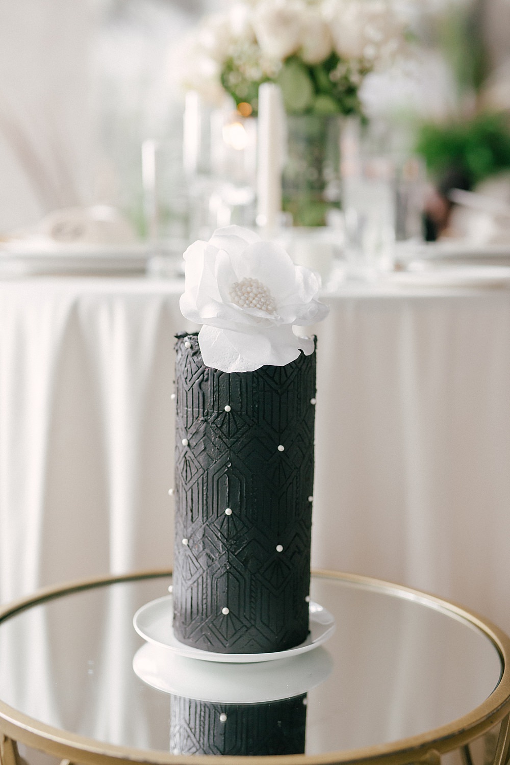 Black White Cake Pearl Flower Loft Wedding Ideas Rosetta Li Weddings