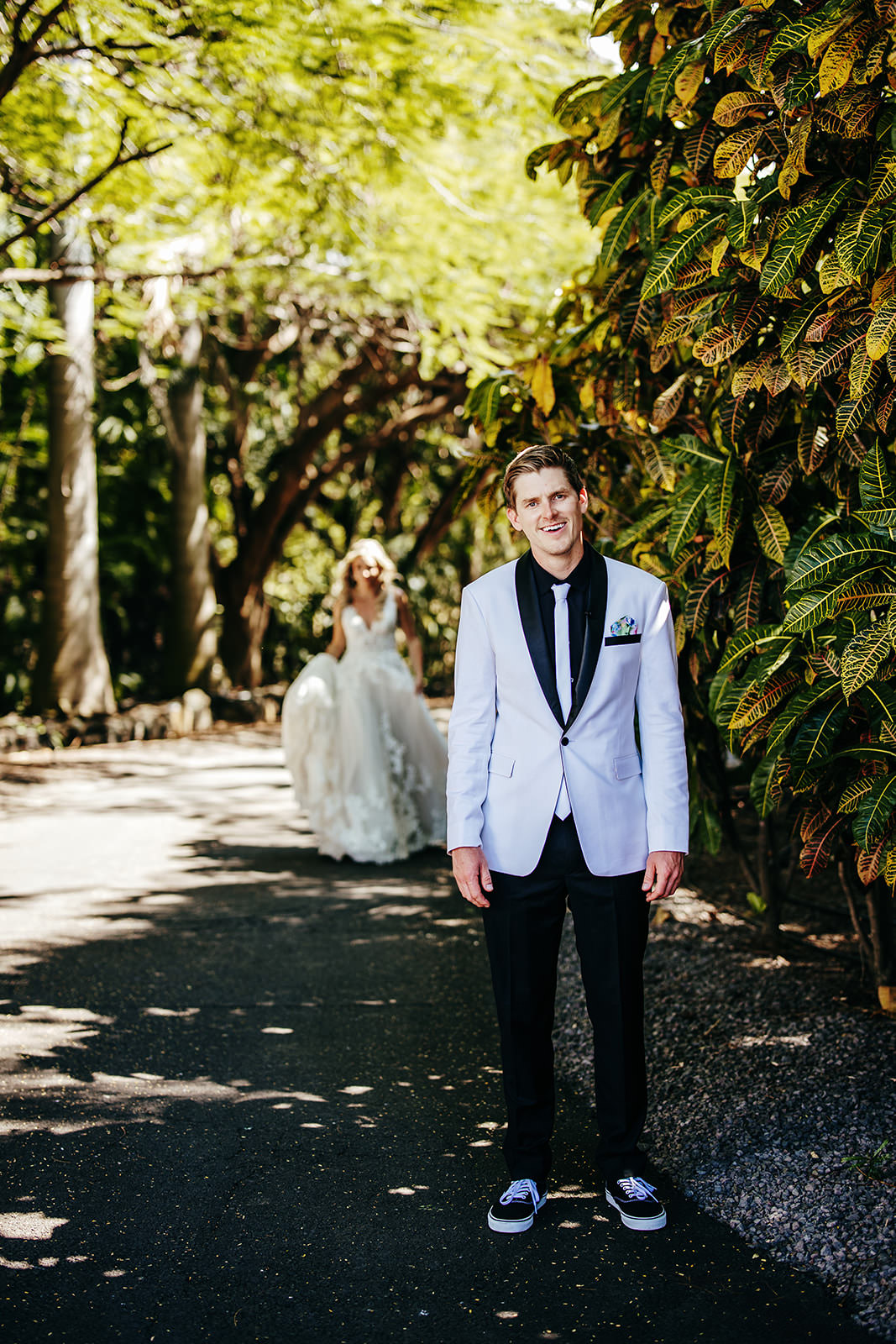 Tropical Hawaii Wedding Couple Cups Photography