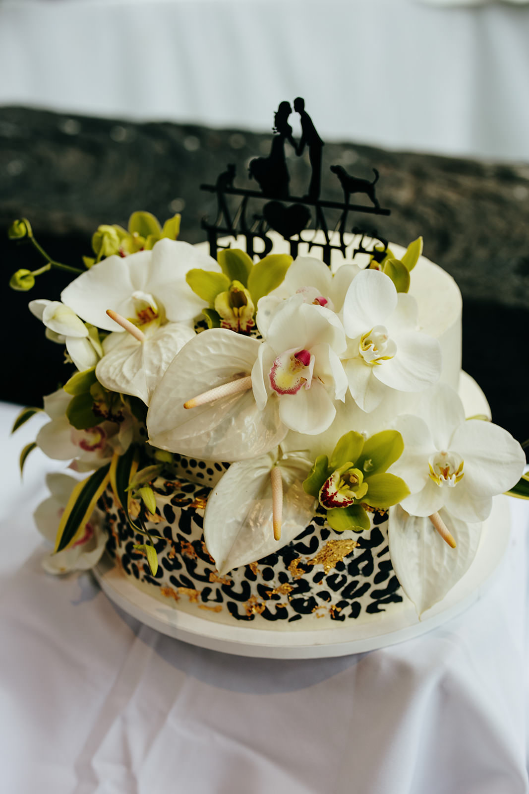 Leopard Print Cake Tropical Hawaii Wedding Couple Cups Photography