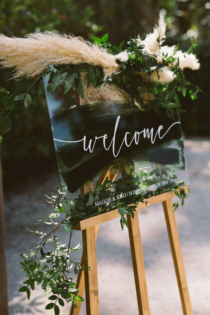 Wedding Sign Idea Welcome Acrylic Bárbara Araújo Photography