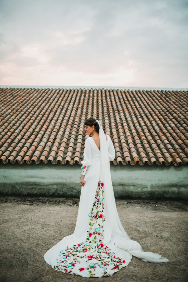 Floral Wedding Dress Train Boda&Films