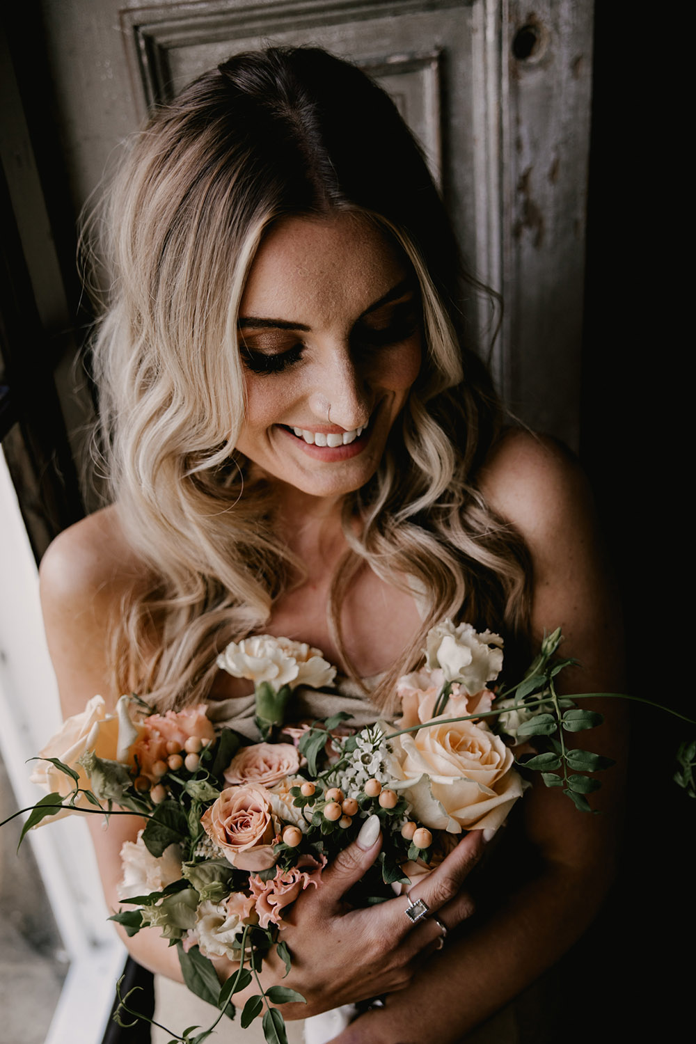 Bride Makup Retro Autumn Wedding Ideas Jemma King Photography