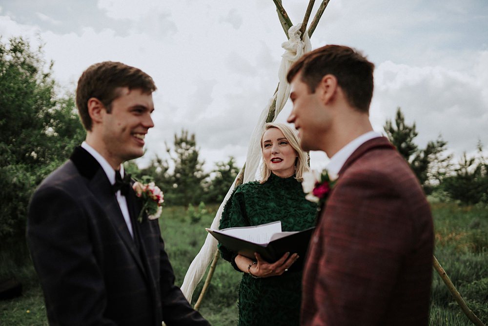 North East Wedding Celebrant Durham - Lisa Wilson Celebrant