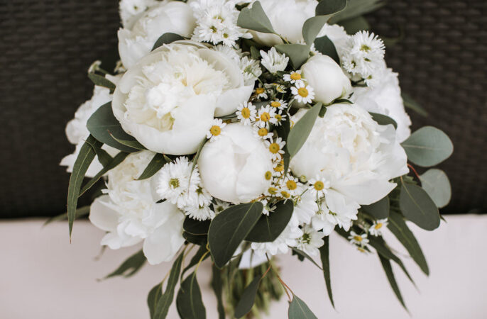 White Wedding Flower Ideas Ana Parker Photography