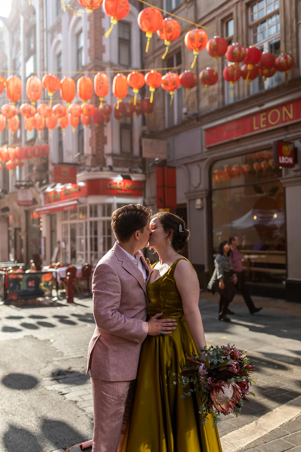 Emotional Theatrical \u0026 Fun Colourful Century Club Wedding, image size:1000x1500