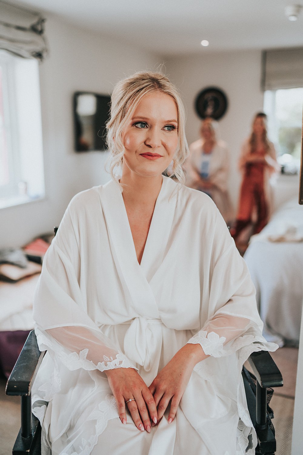 Bride Makeup Robe Magenta Pink Wedding Holly Rose Weddings