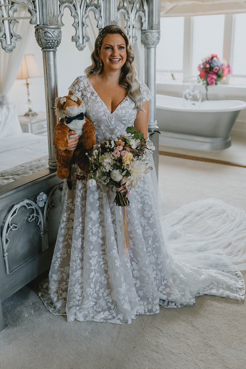 Dress Gown Bride Bridal White Rose Bridal Lace Veil Manor Lake Wedding Grace Dove Photography