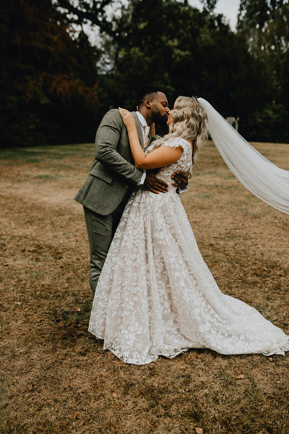 Manor Lake Wedding Grace Dove Photography