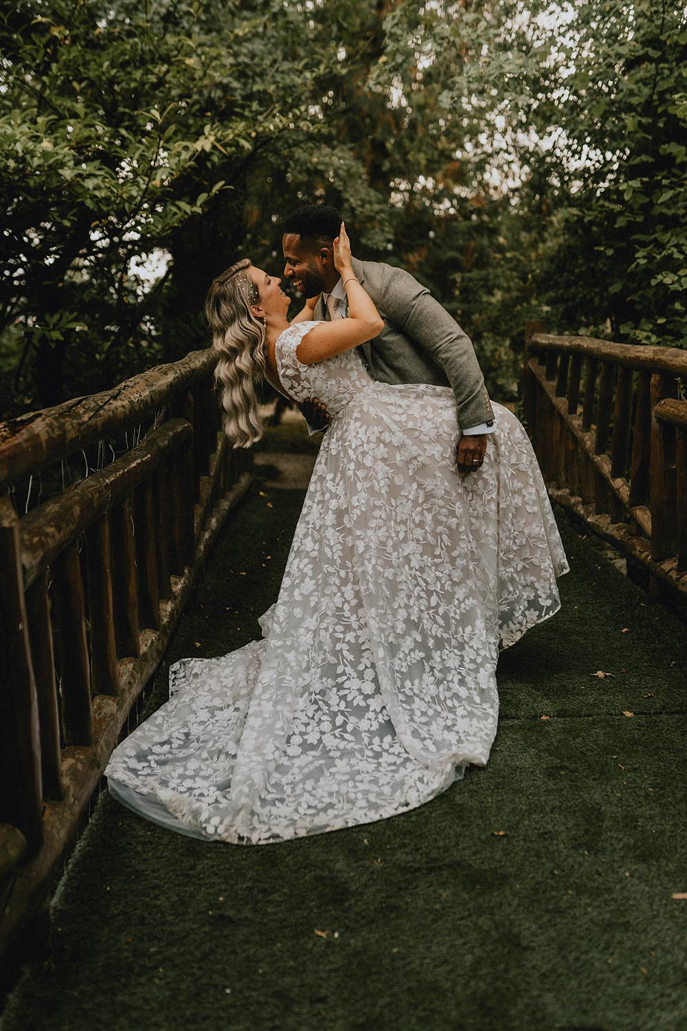 Manor Lake Wedding Grace Dove Photography