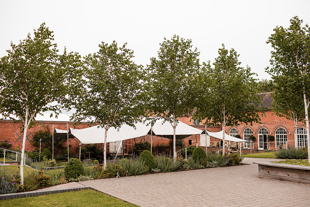 Staffordshire Country Estate Wedding Jo Hastings Photography Stretch Tent