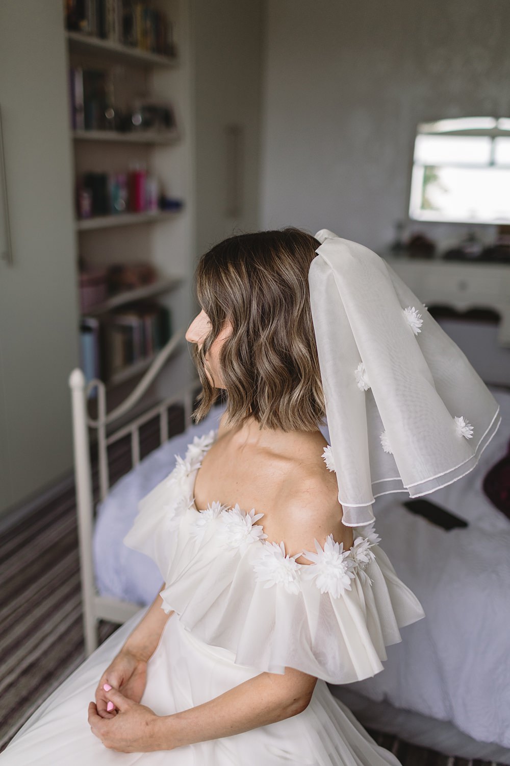 Short Veil Bride Streamers Wedding Decor Louise Barry Photographer