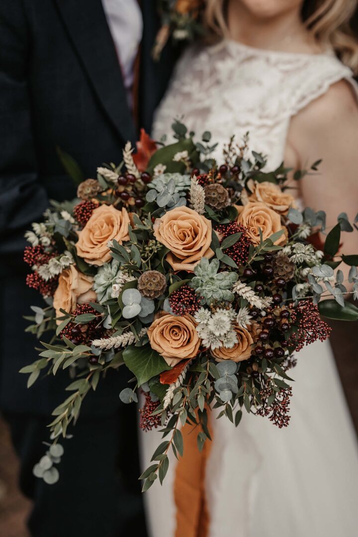 Wedding Bouquet Ideas Autumn Flowers Olegs & Rita Photography