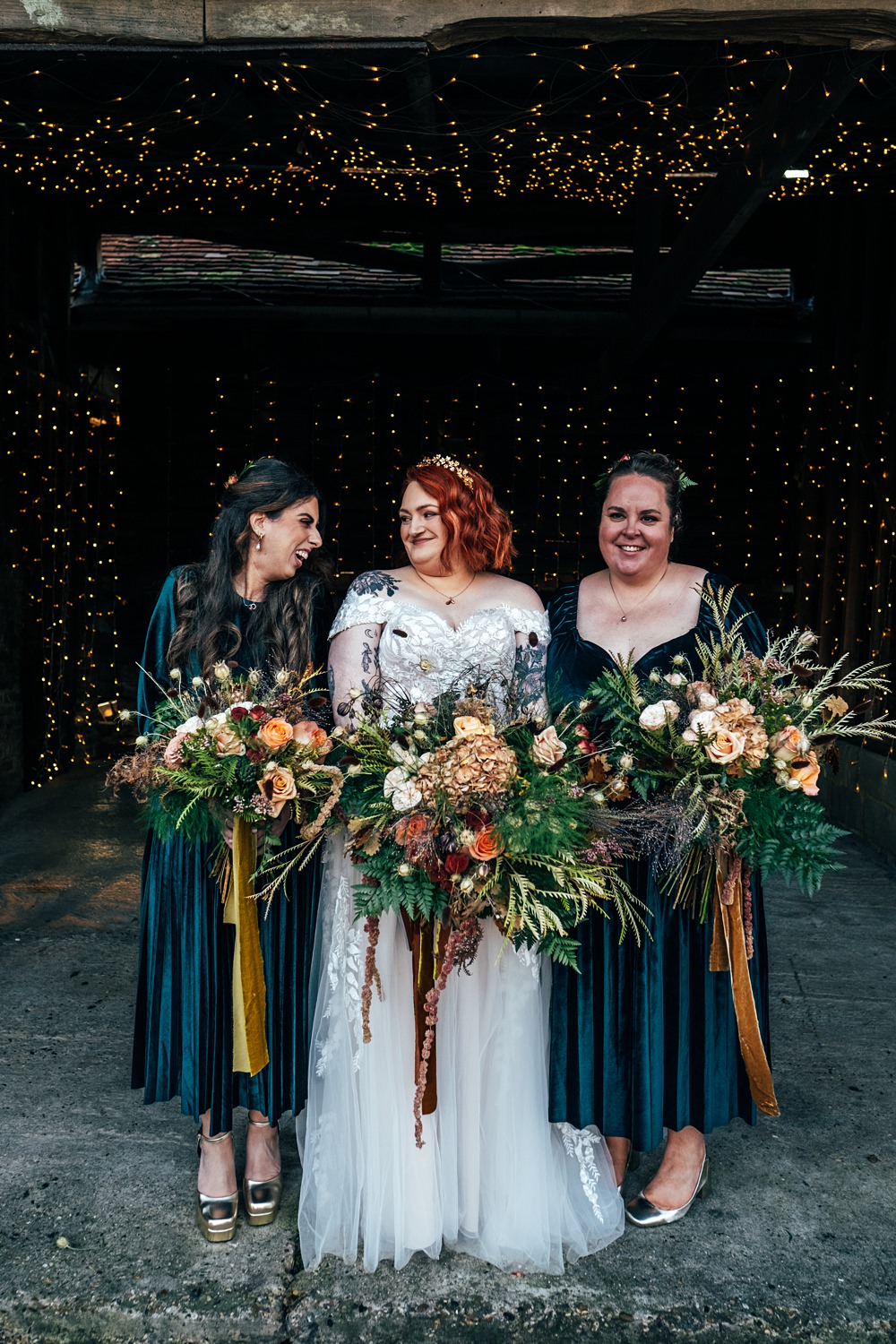 Green Short Bridesmaid Dresses Autumn Harvest Wedding Three Flowers Photography