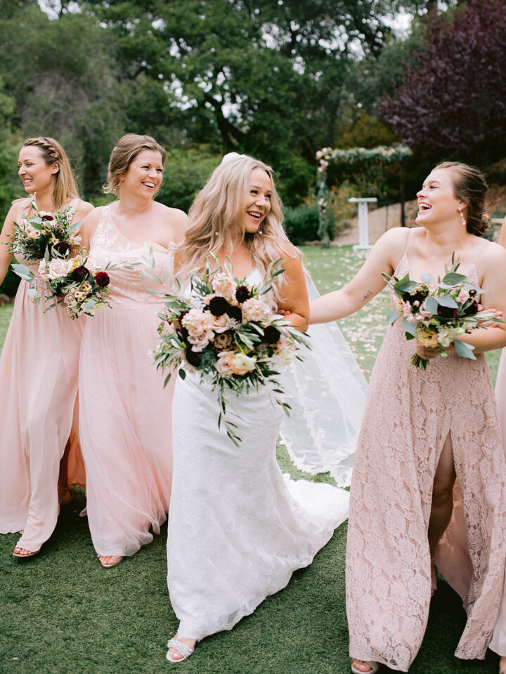 Mismatched Blush Bridesmaid Dresses Fabric Apollo Fotografie