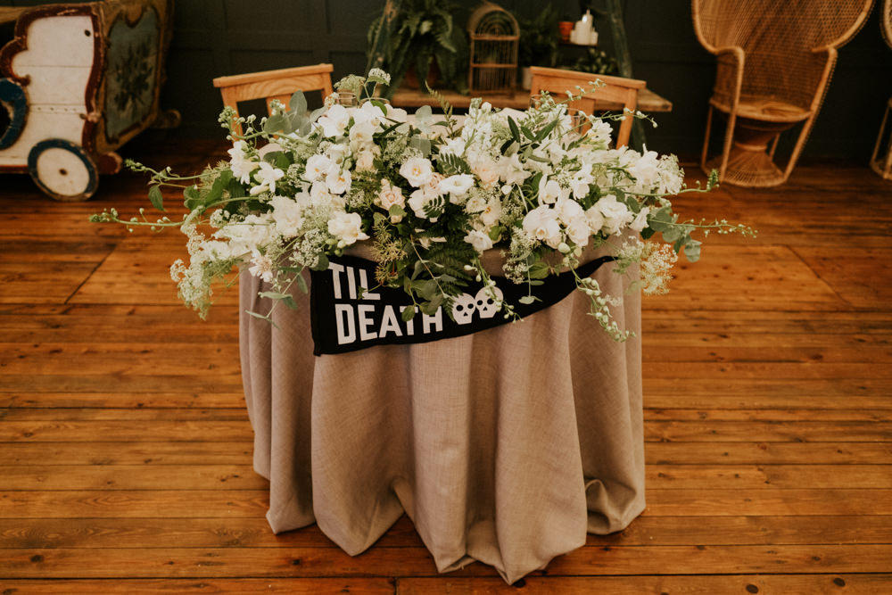 Sweetheart Top Table Flowers Grey Cloth Small Woodland Wedding Joanna Nicole Photography