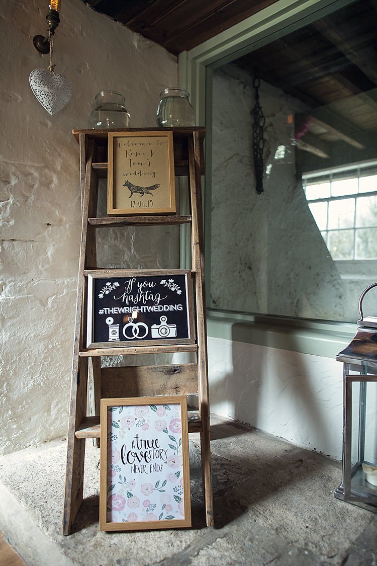 Wedding Ladder Welcome Sign Assassynation