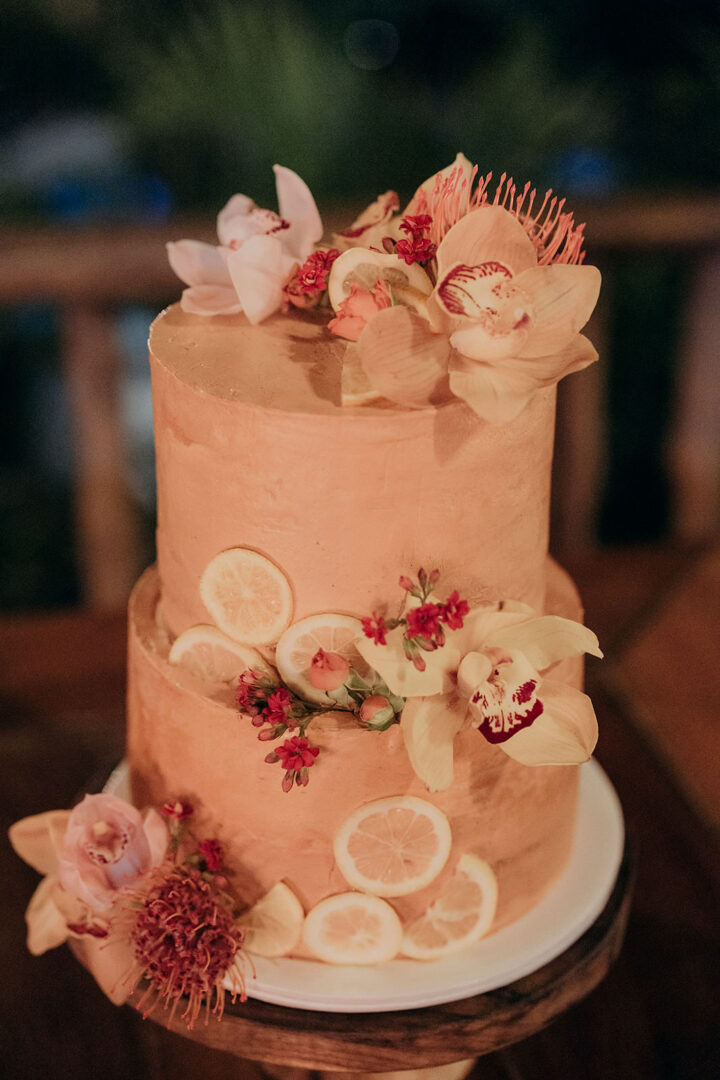 2 Tier Wedding Cake Fruit Slices Pablo Laguia