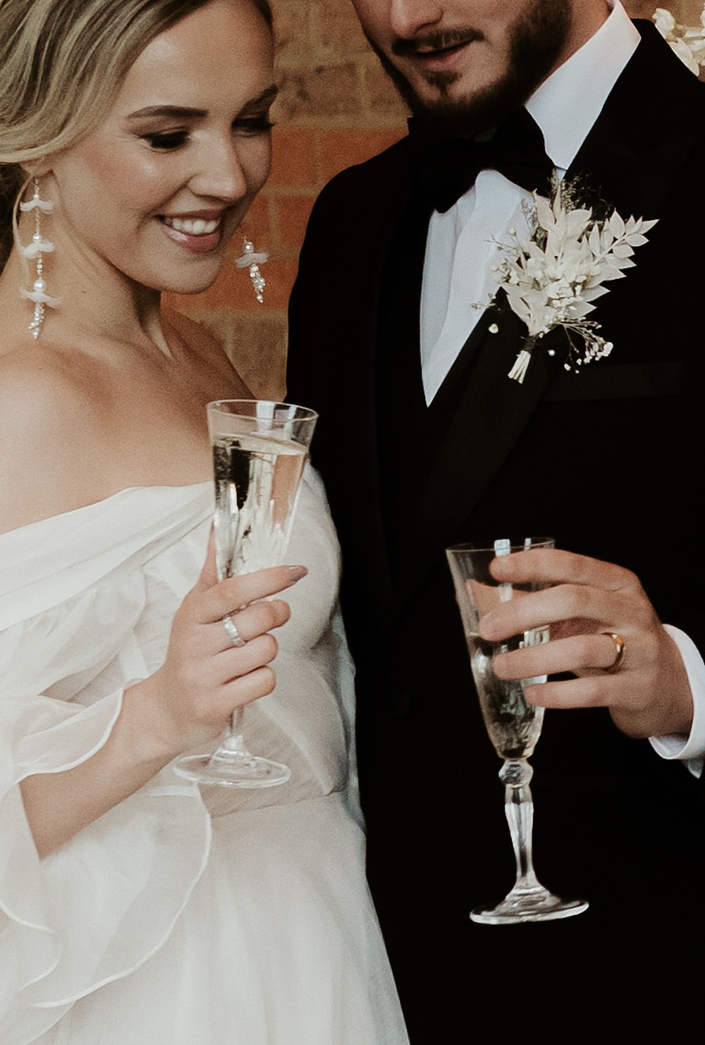 Cocktails Drinks Blue White Wedding Ideas Natalie Silvester Photography