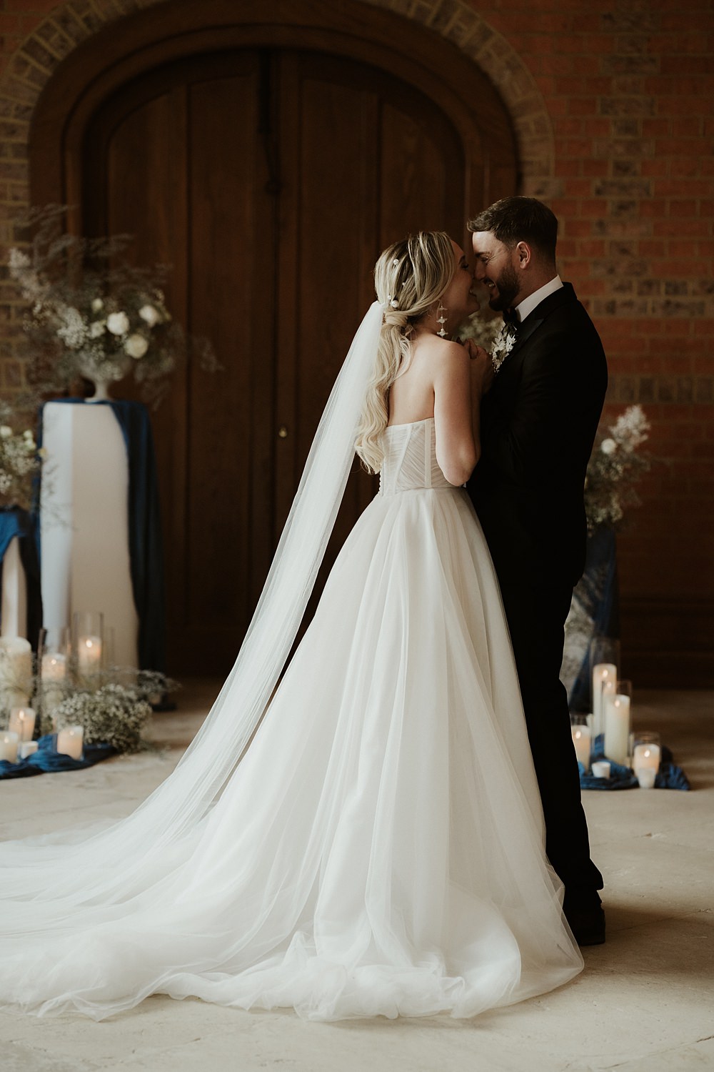 Blue White Wedding Ideas Natalie Silvester Photography