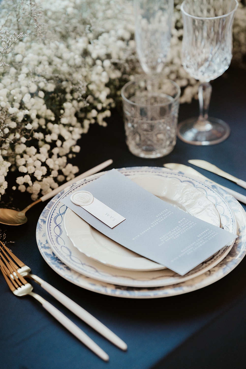 Place Setting Menu Blue White Wedding Ideas Natalie Silvester Photography