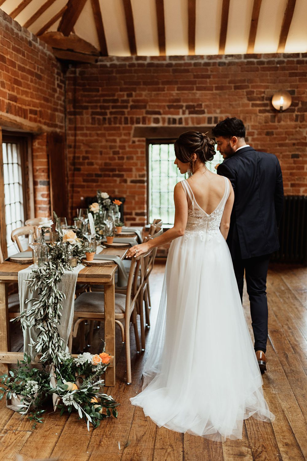 Coach House Soughton Hall Wedding Ideas Sara Ribera Photography