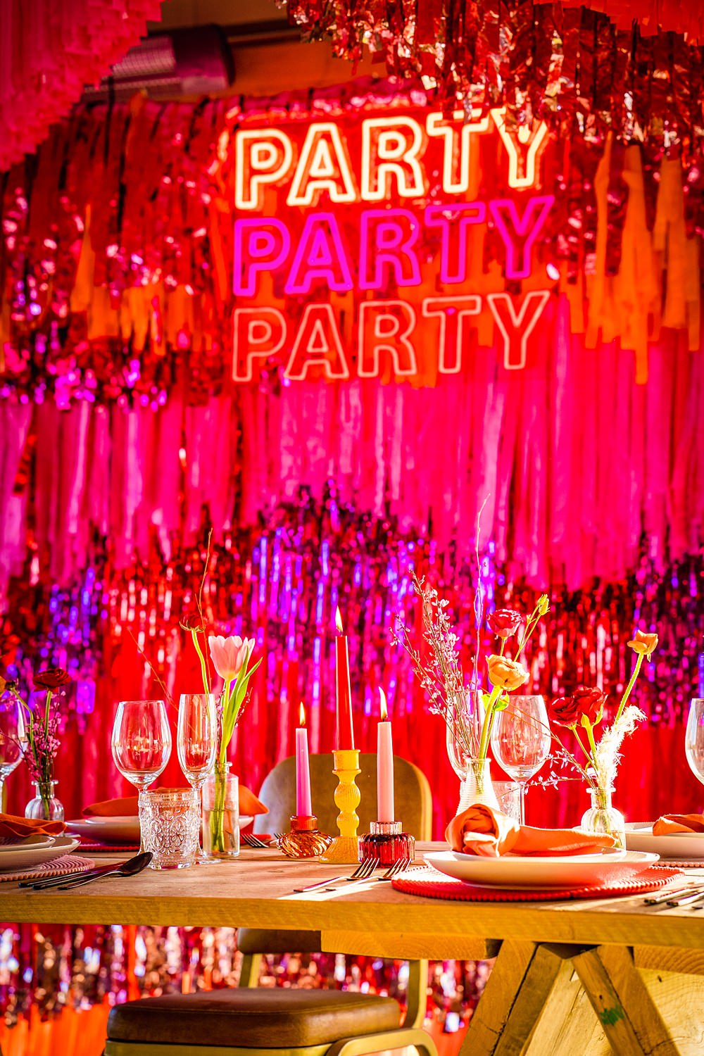 Table Decor Red Pink Streamers Neon Sign Backdrop WedShed Wedding Ideas Photography By Vicki