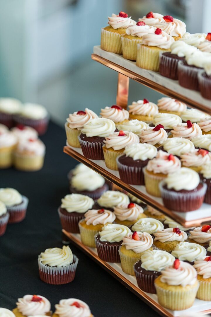 Wedding Cupcake Ideas Swirl Icing Strawberry Jean Smith Photography