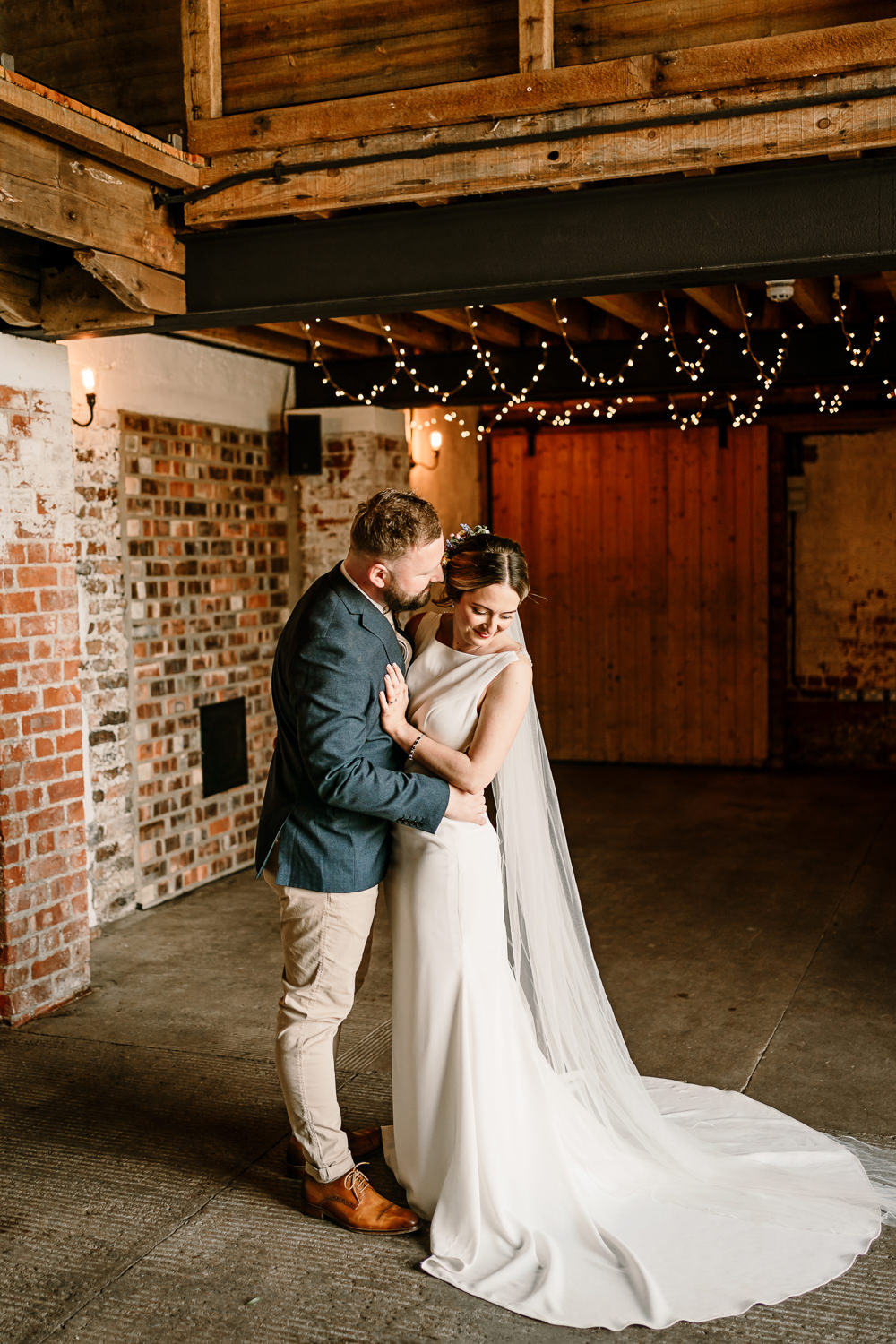 Woolas Barn Wedding Hayley Baxter Photography