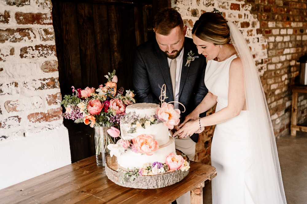 Woolas Barn Wedding Hayley Baxter Photography