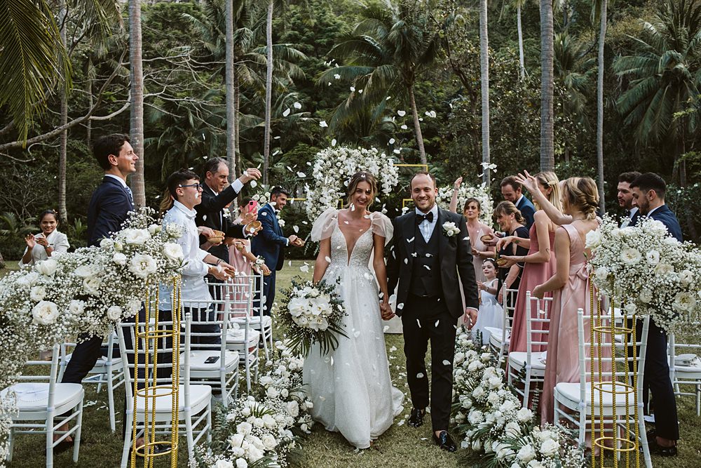 Confetti Throw Rayavadee Krabi Wedding Thailand Blancorazon Wedding