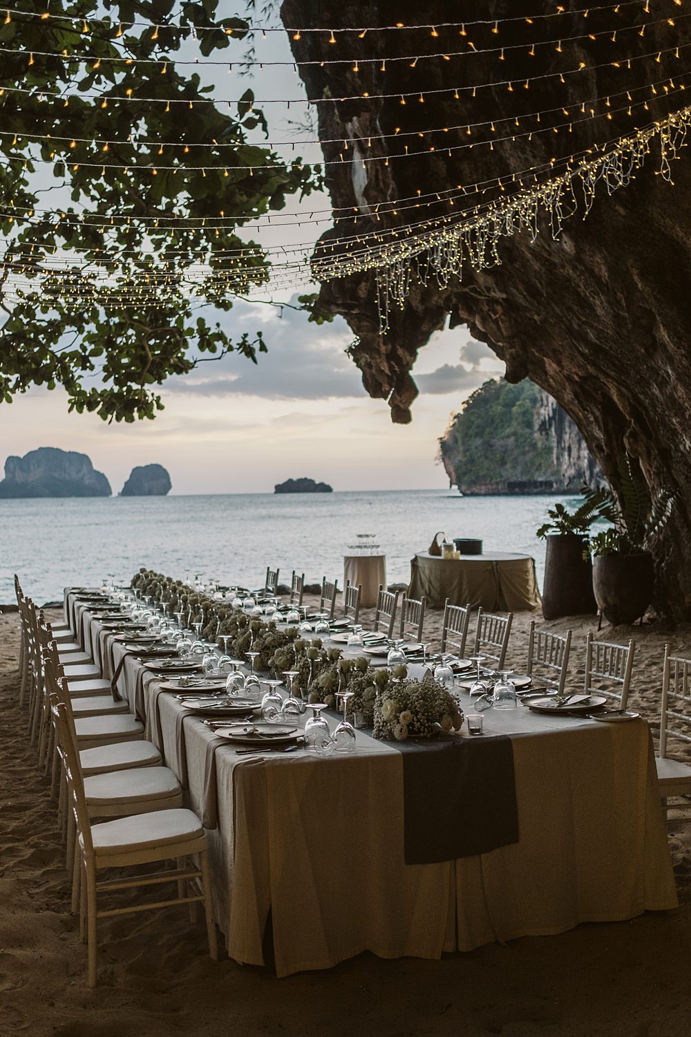 Table Beach Sea Fairy Light Canopy White Flowers Rayavadee Krabi Wedding Thailand Blancorazon Wedding