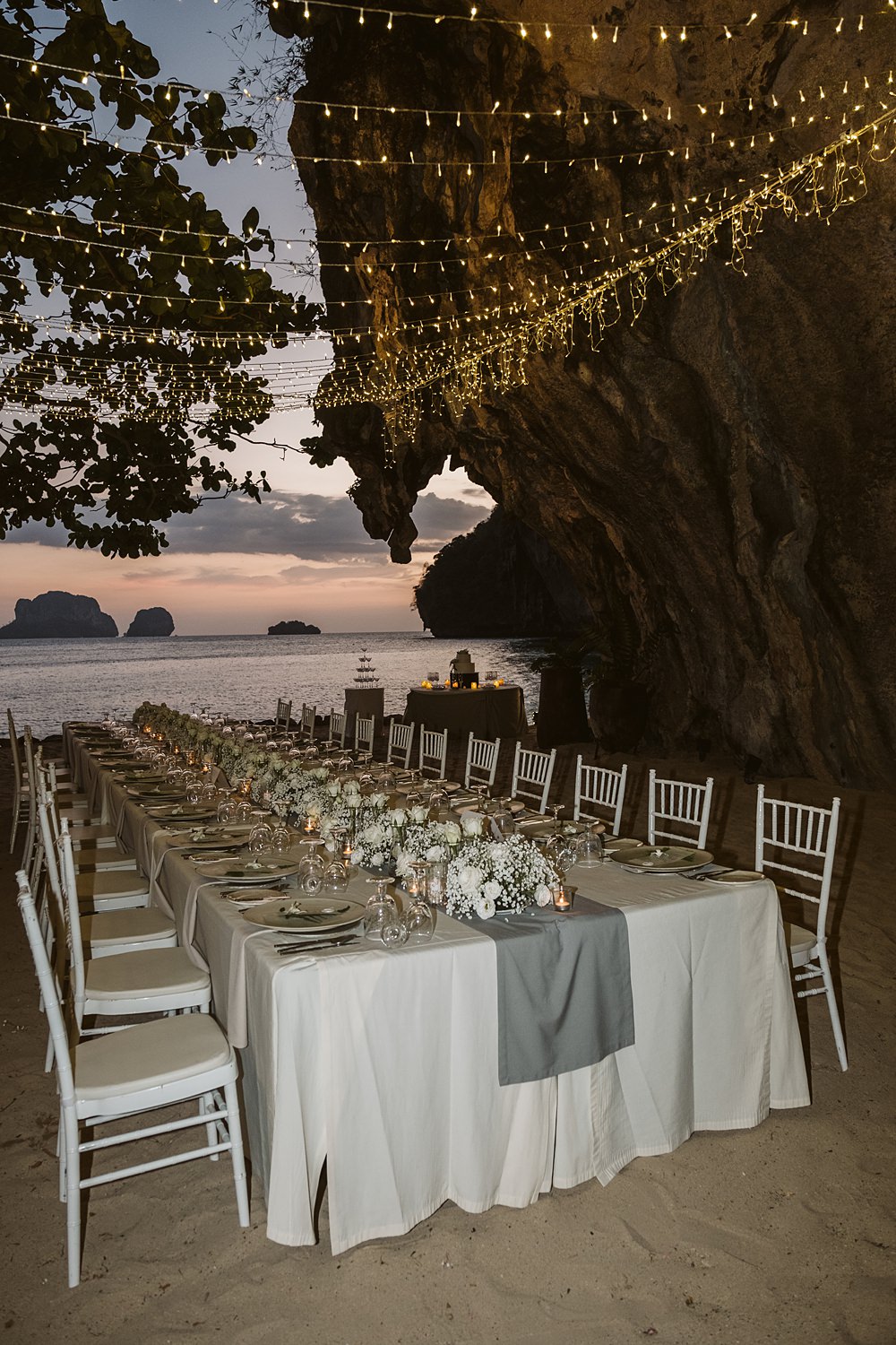 Table Beach Sea Fairy Light Canopy White Flowers Rayavadee Krabi Wedding Thailand Blancorazon Wedding