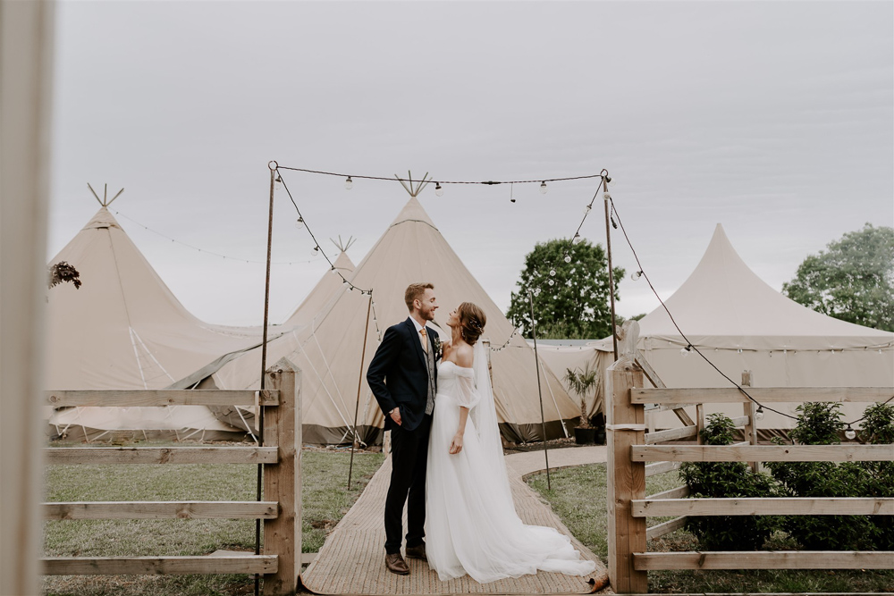 Festoon Lights Leicestershire Tipi Wedding Gina Fernandes Photography