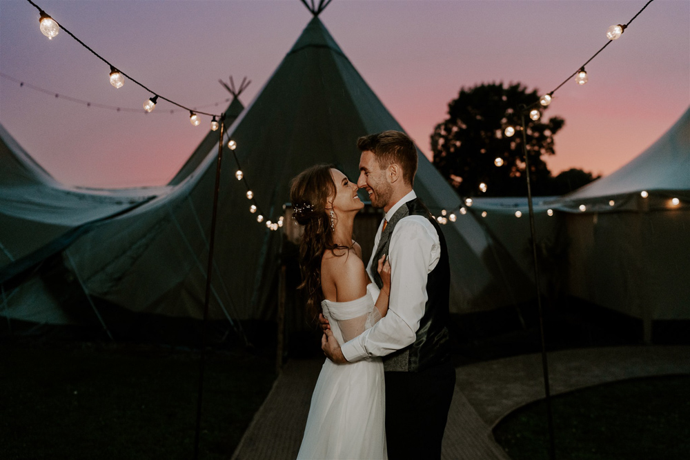 Festoon Lights Leicestershire Tipi Wedding Gina Fernandes Photography