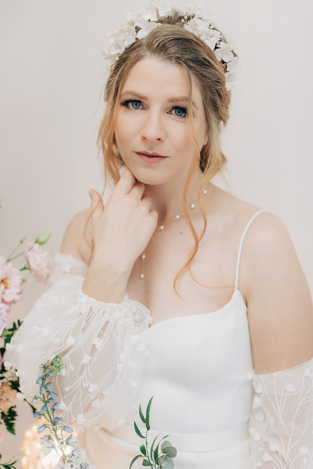 Bride Makeup Peach Yellow Lilac Wedding Ideas Tess Lucas Photography