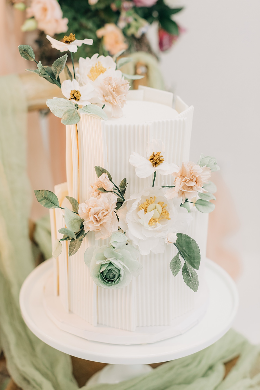 White Flower Cake 2 Tier Peach Yellow Lilac Wedding Ideas Tess Lucas Photography